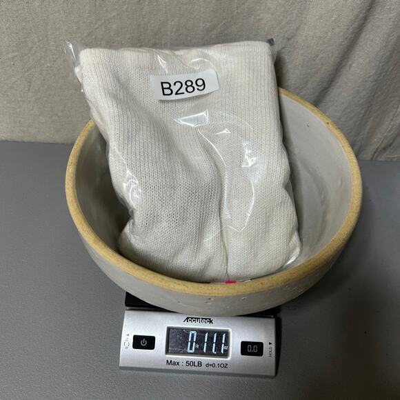 Vintage Kathie Lee Womens Knit Sweater Vest Size M Embroidered Beaded Christmas - Picture 8 of 8